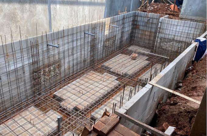 Kolam Renang Rumah